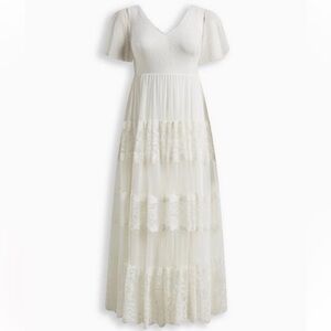 Brand new torrid lace A-line Boho wedding dress ivory